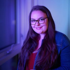 Meet your Posher, Alicia